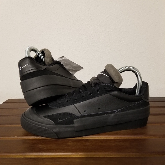 nike drop type prm black
